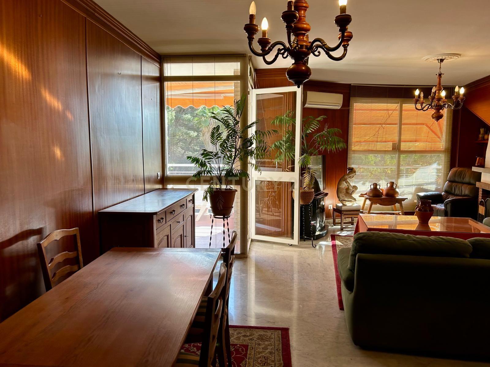 Apartamento T4 à venda em Cerrado de Calderón, Málaga. Urbanização Los Eucaliptos - Image 18